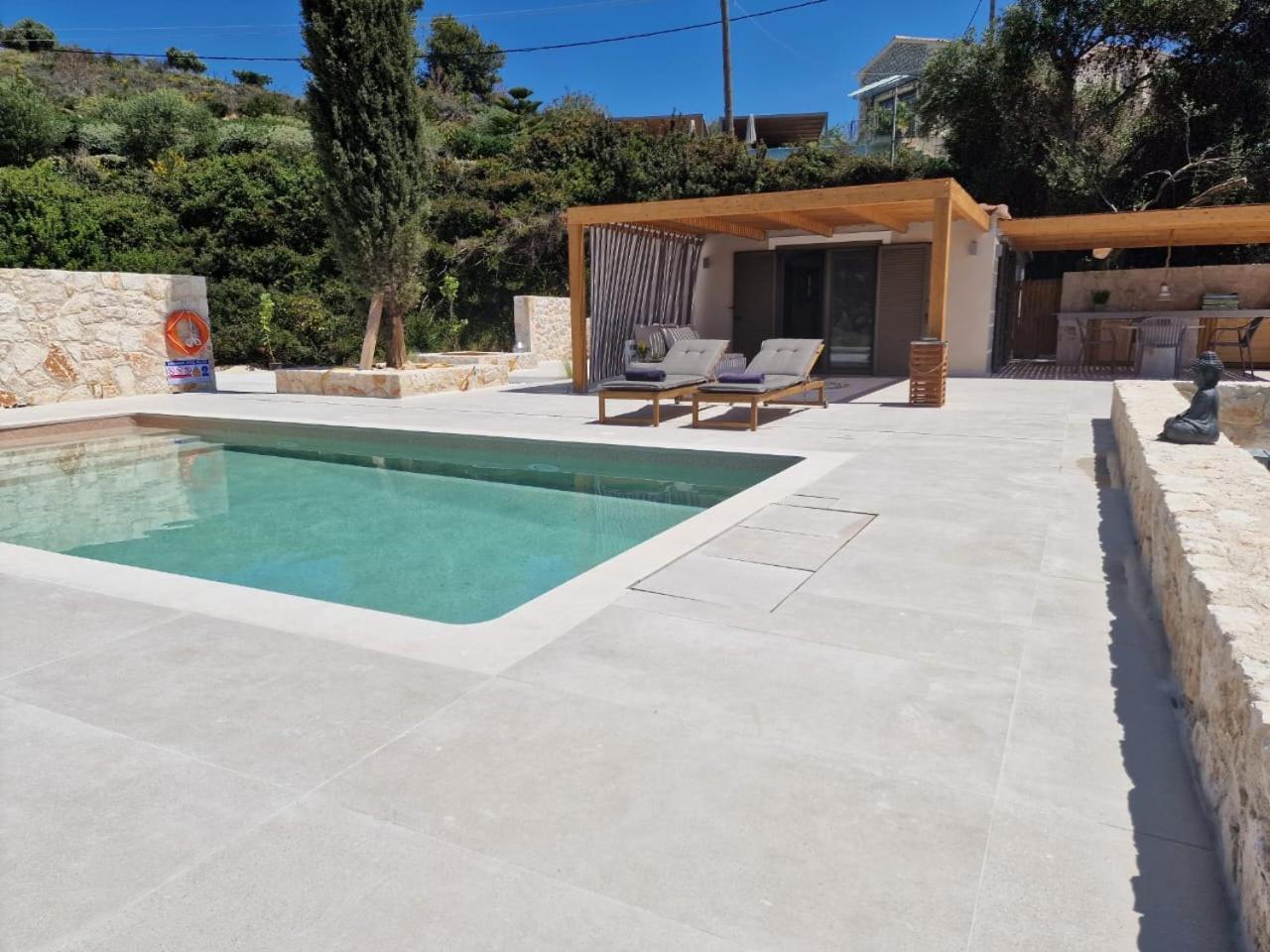 Sunny Villas Klismata Bagian luar foto