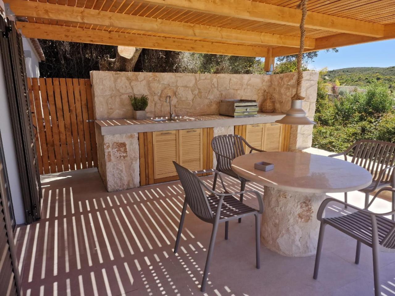 Sunny Villas Klismata Bagian luar foto