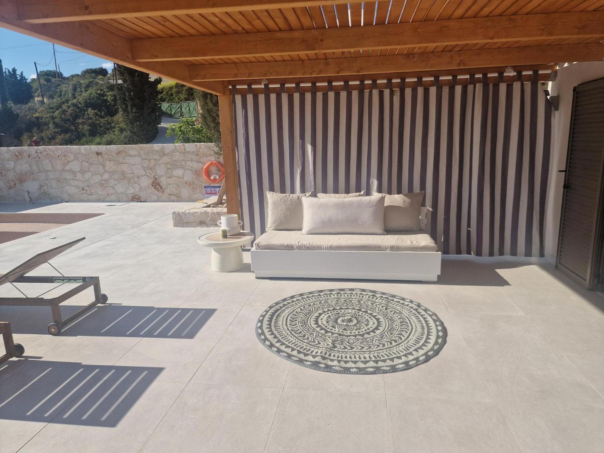 Sunny Villas Klismata Bagian luar foto